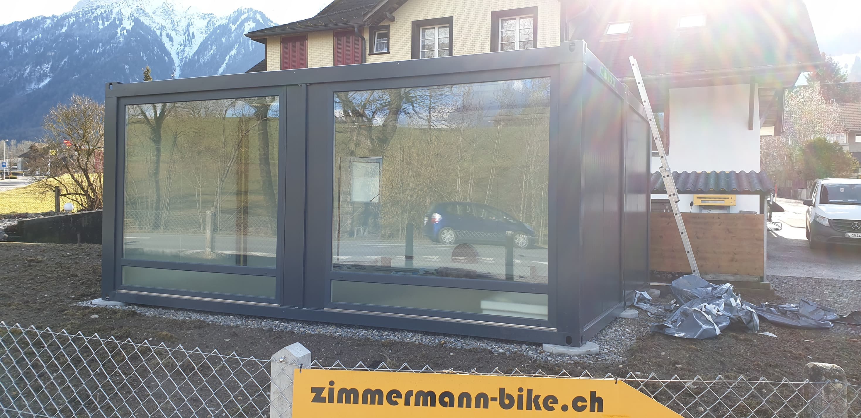 Spezialcontainer